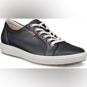 ECCO soft 7 Women's Navy Blue Sneakers size 39 or 8